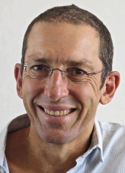 Professor Bruce Biccard headshot.