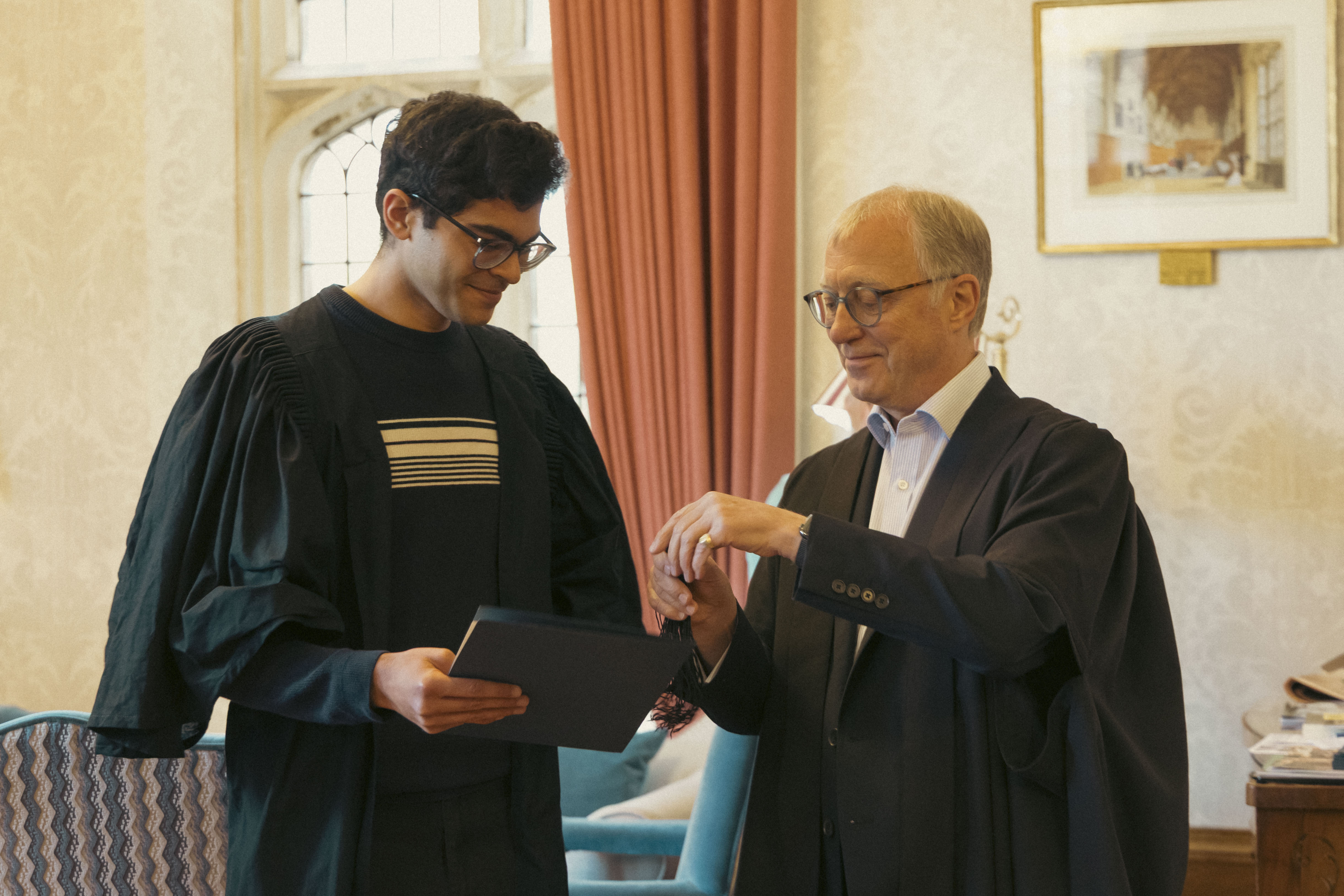 Deep Thakkar receiving his prize from the Master