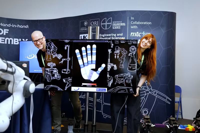 Professor Ingmar Posner (right) and Professor Perla Maiolino (right).