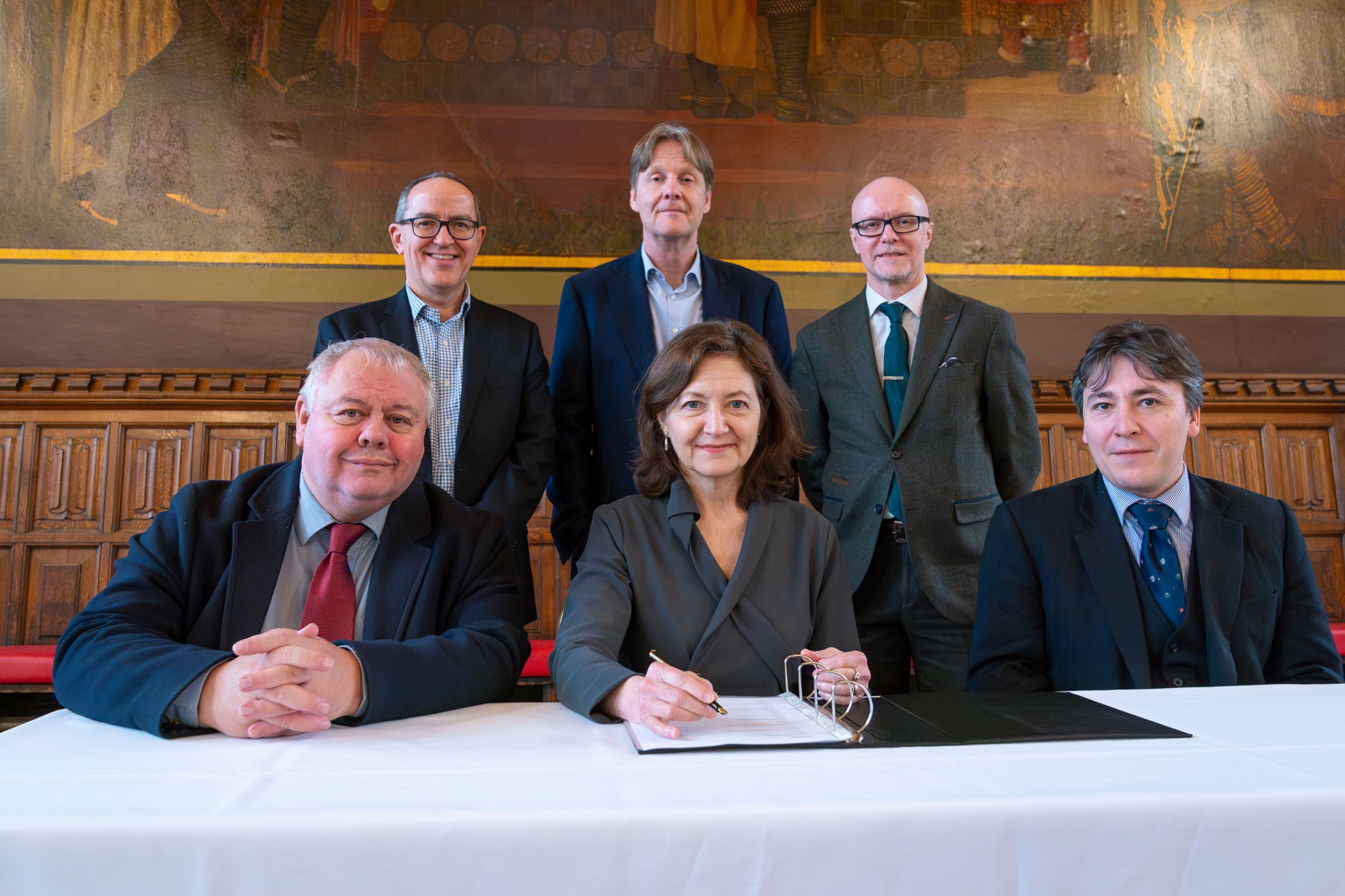 (L-R Standing) Mr Richard Partington Senior Tutor St John’s College, Cambridge; Mr Richard Ronksley CEO Altus Education Partnership; Mr Karl Smith Principal Rochdale Sixth Form College (L-R Seated) Councillor Neil Emmott Leader of Rochdale Borough Council; Professor Debbie Prentice Vice Chancellor University of Cambridge; Dr Nicholas Cole Senior Tutor Pembroke College, Oxford