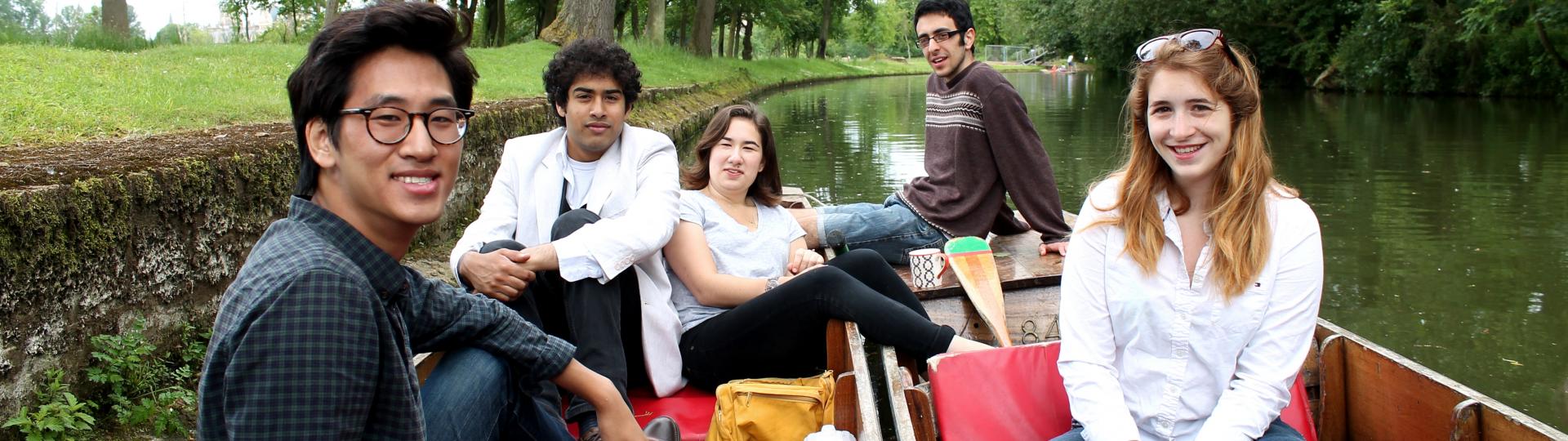 Visiting Students punting in Oxford