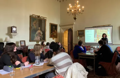 Oxnet students in a classroom.