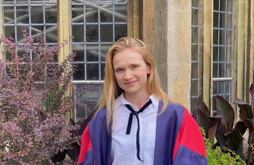 Emily Cresswell headshot